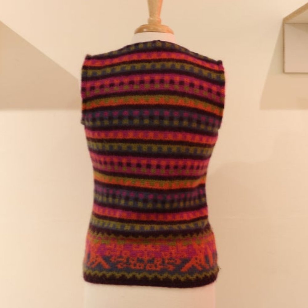 Colorful Knit Patterned Vest - Picture 3 of 3